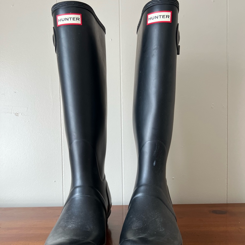 Women’s Hunter Boots. Size 10.